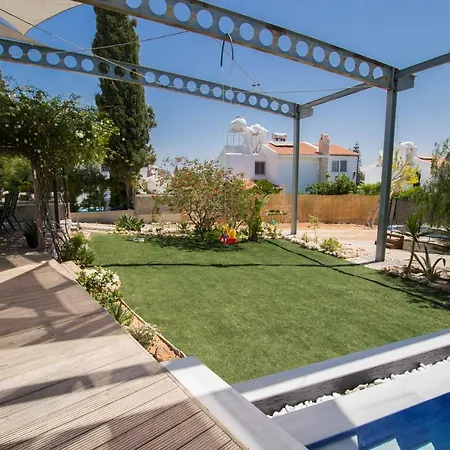 Cataleya Villa *